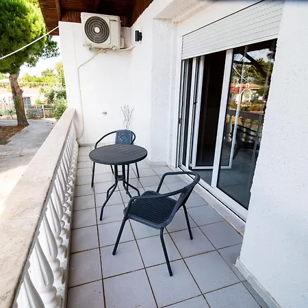 Blue Sky House Vakantiehuis Nea Kallikrateia